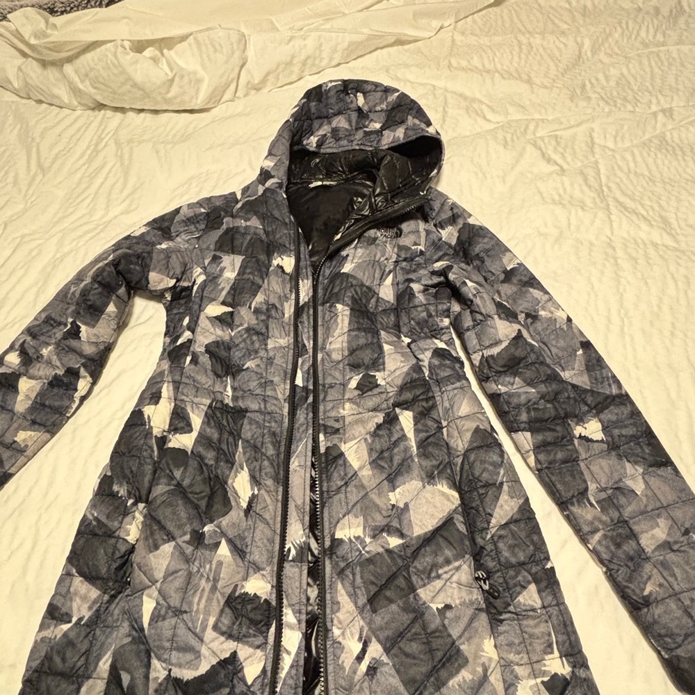 The North Face Thermoball parka XS